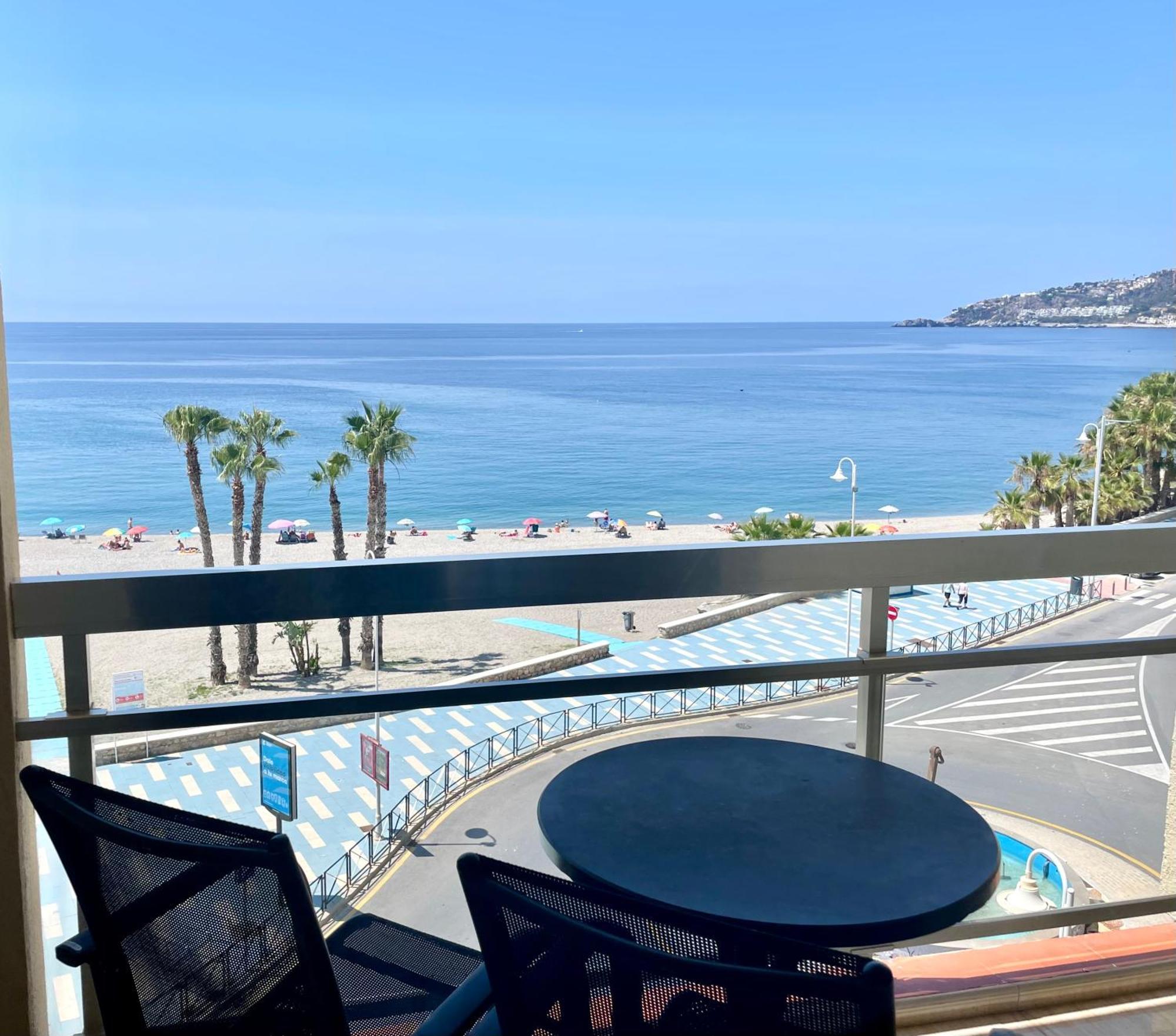 Apartahotel Chinasol Con Parking Y Desayuno Almunecar Exterior photo